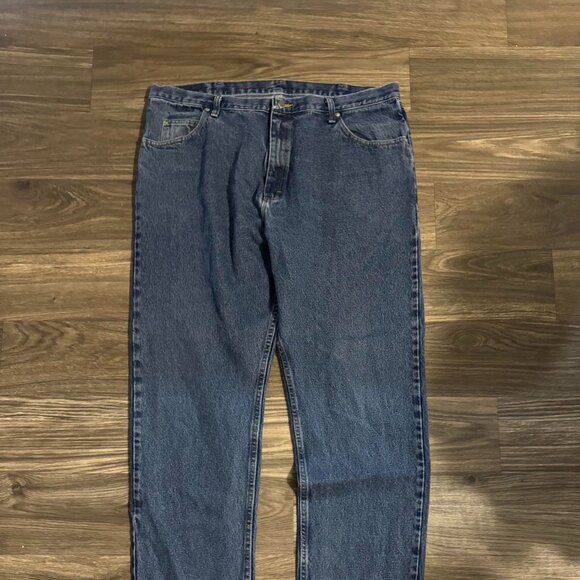 Wrangler Jeans Relaxed Fit 42x32 - Picture 1 of 3